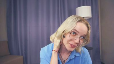 AlyceBurkert Live Image