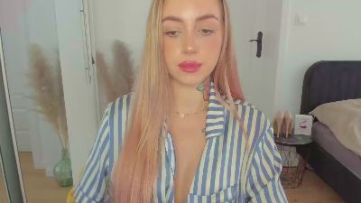Coralie_Classy Live Image