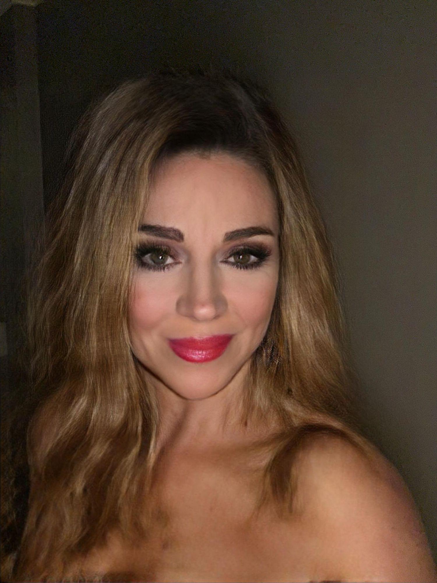 FeminineEva