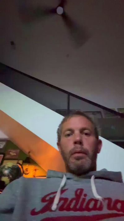 Jamesdean7919 Live Image