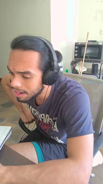 Klavi_rrr Live Image