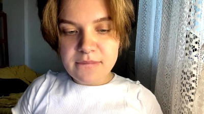 LIKE_GINGER Live Image