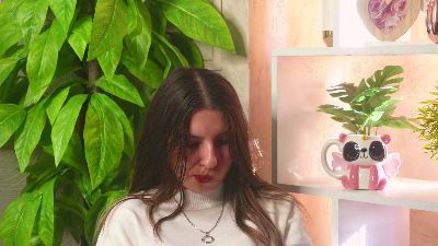 LeeannBruse Live Image