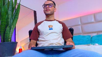 Oliver_Wilson Live Image