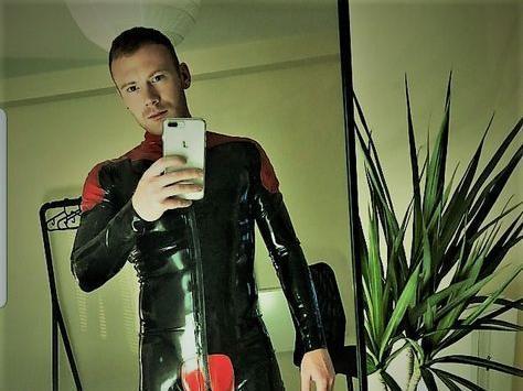 Rubberdom69