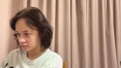 YvonnePanitz Live Image