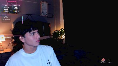 christopher_771 Live Image