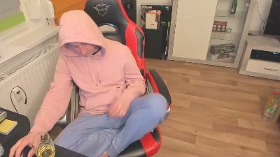 tonibiteen21 Live Image
