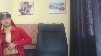 Angiee_Ts live from Spain
