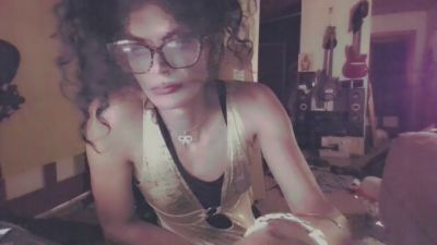 Belleofthebrawl live from United States
