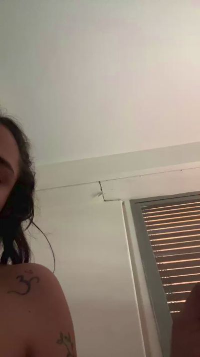 Gigi333Valen live from Argentina