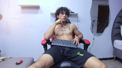 JackTylor live from Colombia
