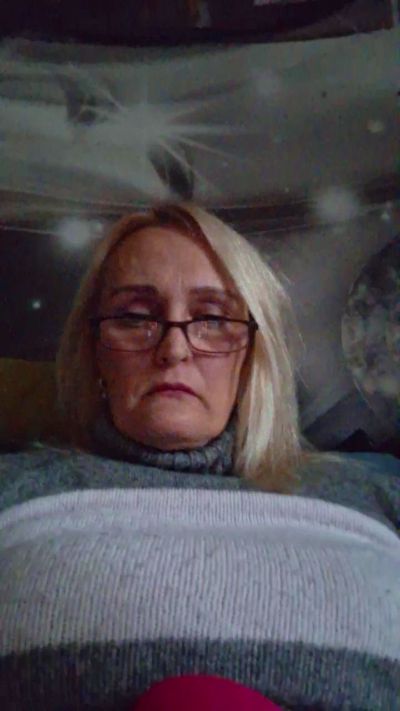 Jenny_Blum74 live from Germany