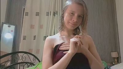 KarleenWhitset live from United States