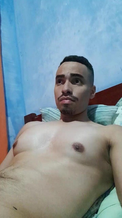 Lucasrodrigorj live from Brazil