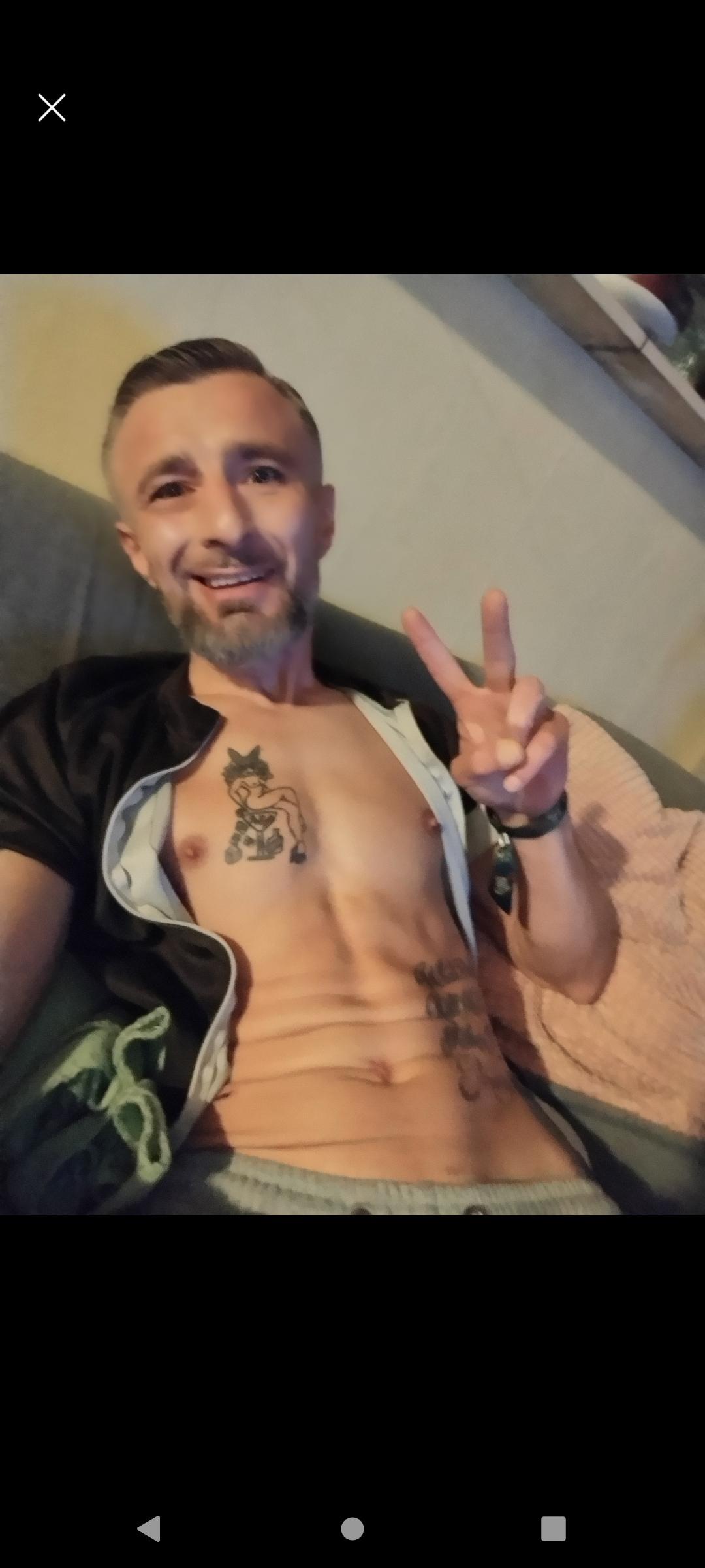 NaughtyDaddyOO live from Germany