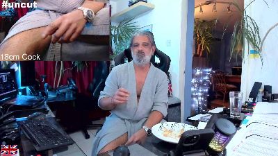 OnlineBossUK live from United Kingdom