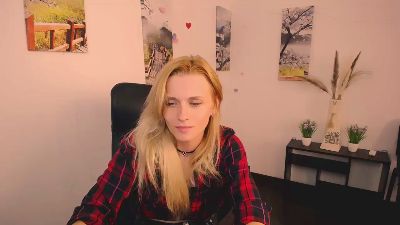 PeppyMia live from Poland