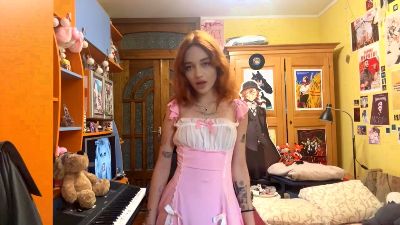 RED_RED_HEART live from Poland