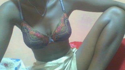 Sainahot live from Madagascar