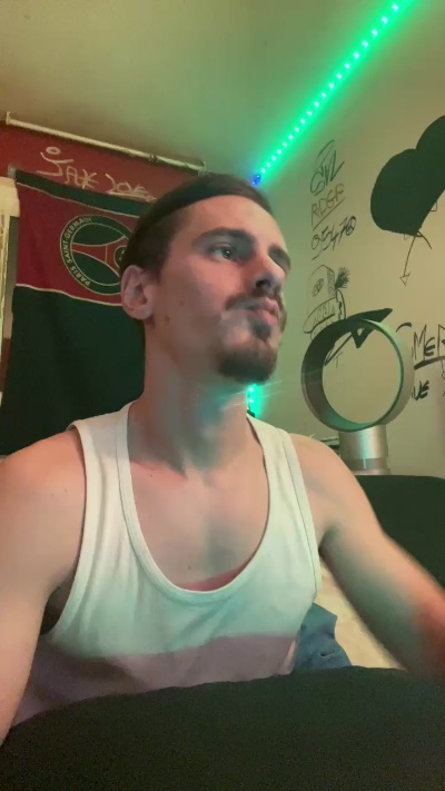 Theo95_ live from France