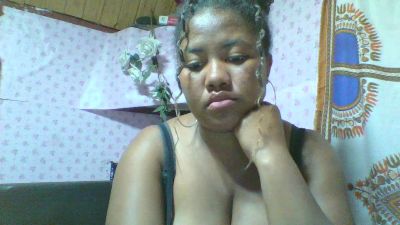 blackhoney_fun live from Madagascar