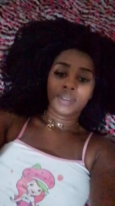 flaviasantos1 live from Brazil