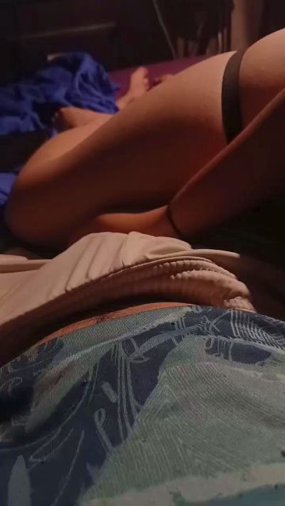 jeunecouple325 live from France