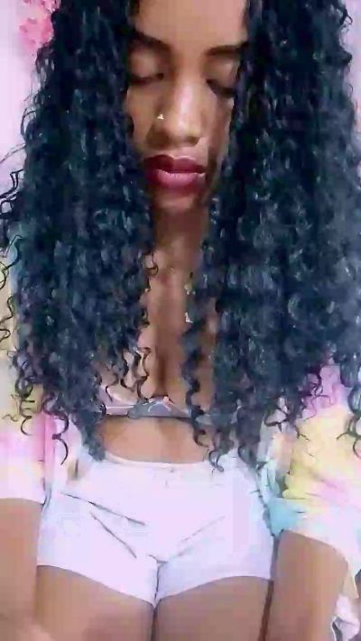 joyce186 live from Madagascar
