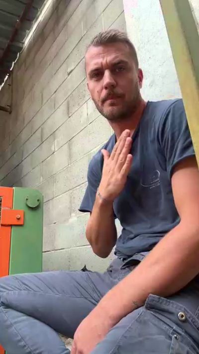 massi232 live from Italy