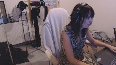missthon live from France